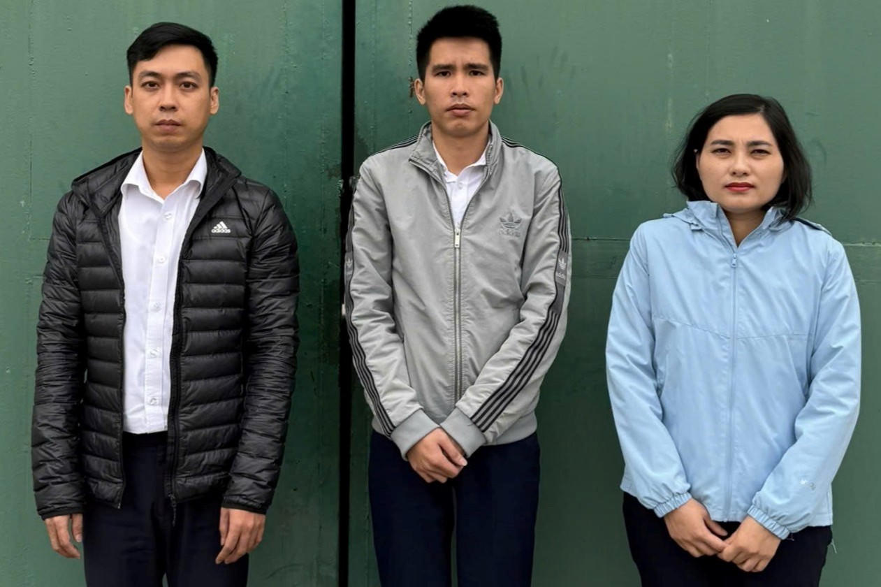 Bắt tạm giam 3 cán bộ ngân hàng do sai phạm nghiêm trọng trong hoạt động tín dụng