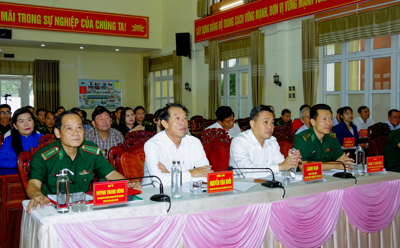 Đại biểu tham dự hội nghị