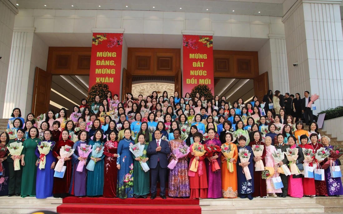 Thủ tướng Chính phủ Phạm Minh Chính đề nghị tập trung thực hiện 5 nhiệm vụ trọng tâm để phụ nữ Việt Nam tiếp tục phát huy tài năng, sáng tạo và cống hiến