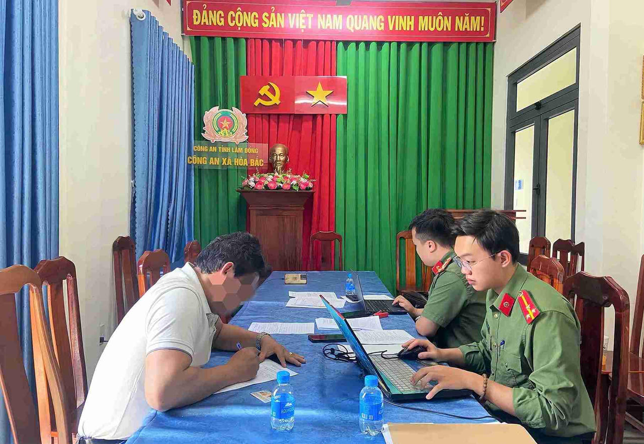 Công an Lâm Đồng xử lý 2 trường hợp đăng tin sai sự thật về bầu cử