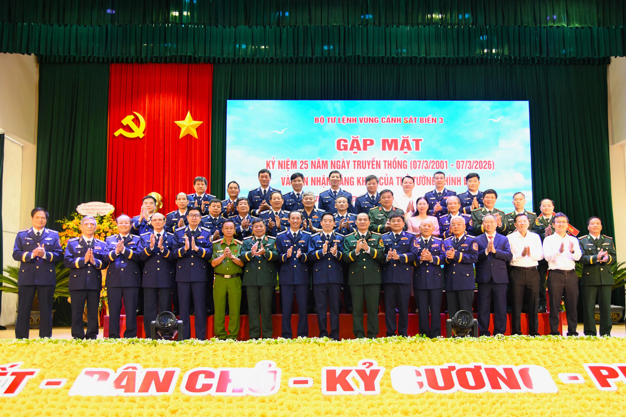 Bộ tư lệnh Vùng Cảnh sát biển 3 kỷ niệm 25 năm Ngày truyền thống
