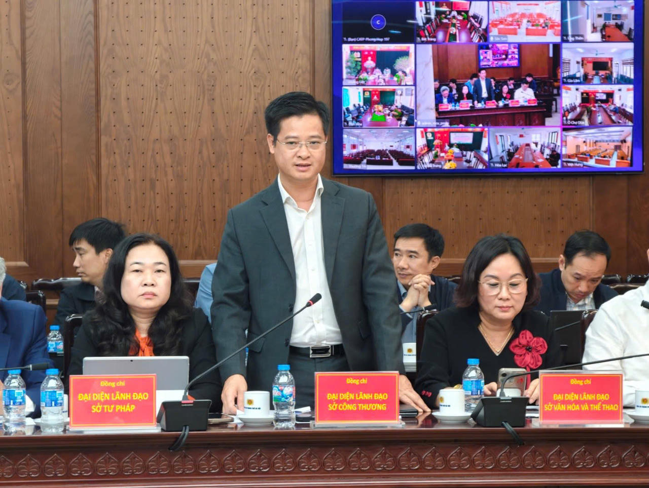 Tuyệt đối không để tình trạng "bắt cóc bỏ đĩa" trong xử lý vi phạm trật tự đô thị