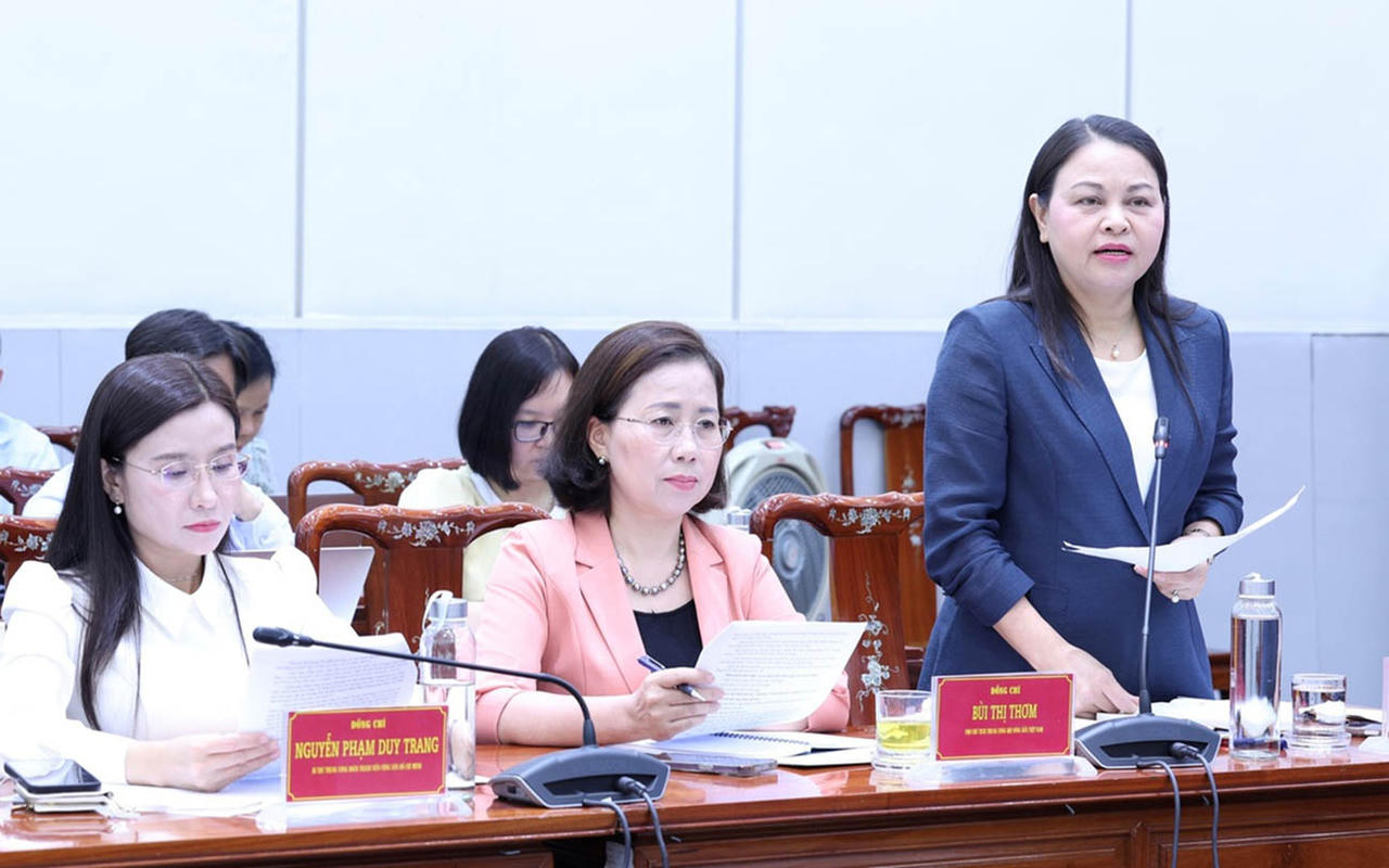 Gỡ 'rào cản vô hình' để trao quyền cho phụ nữ tham chính