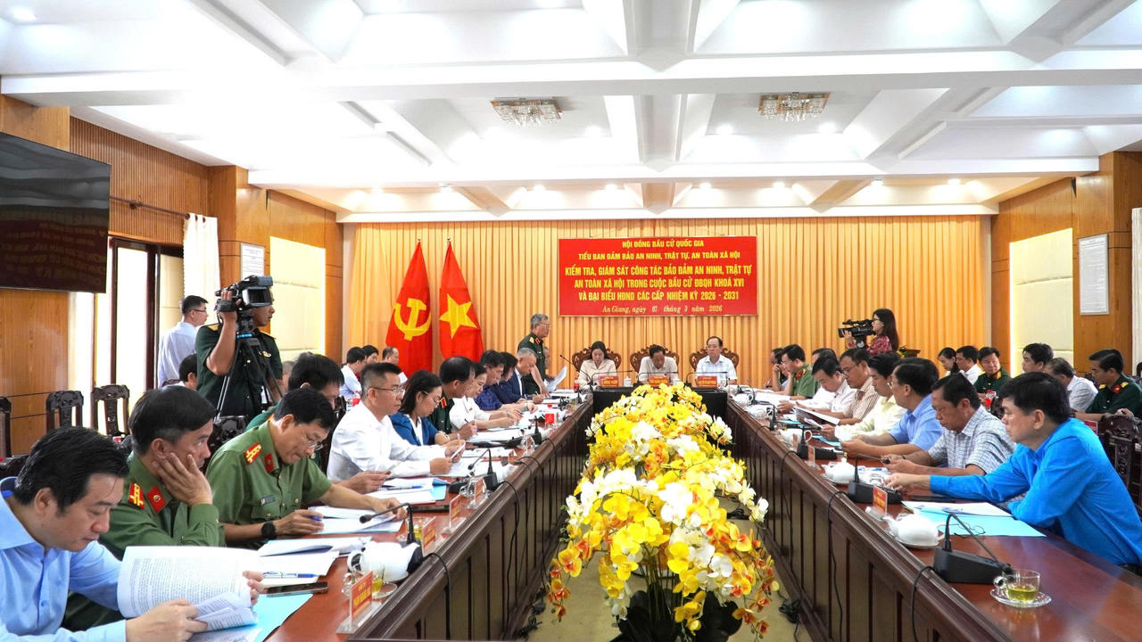 Quang cảnh hội nghị.