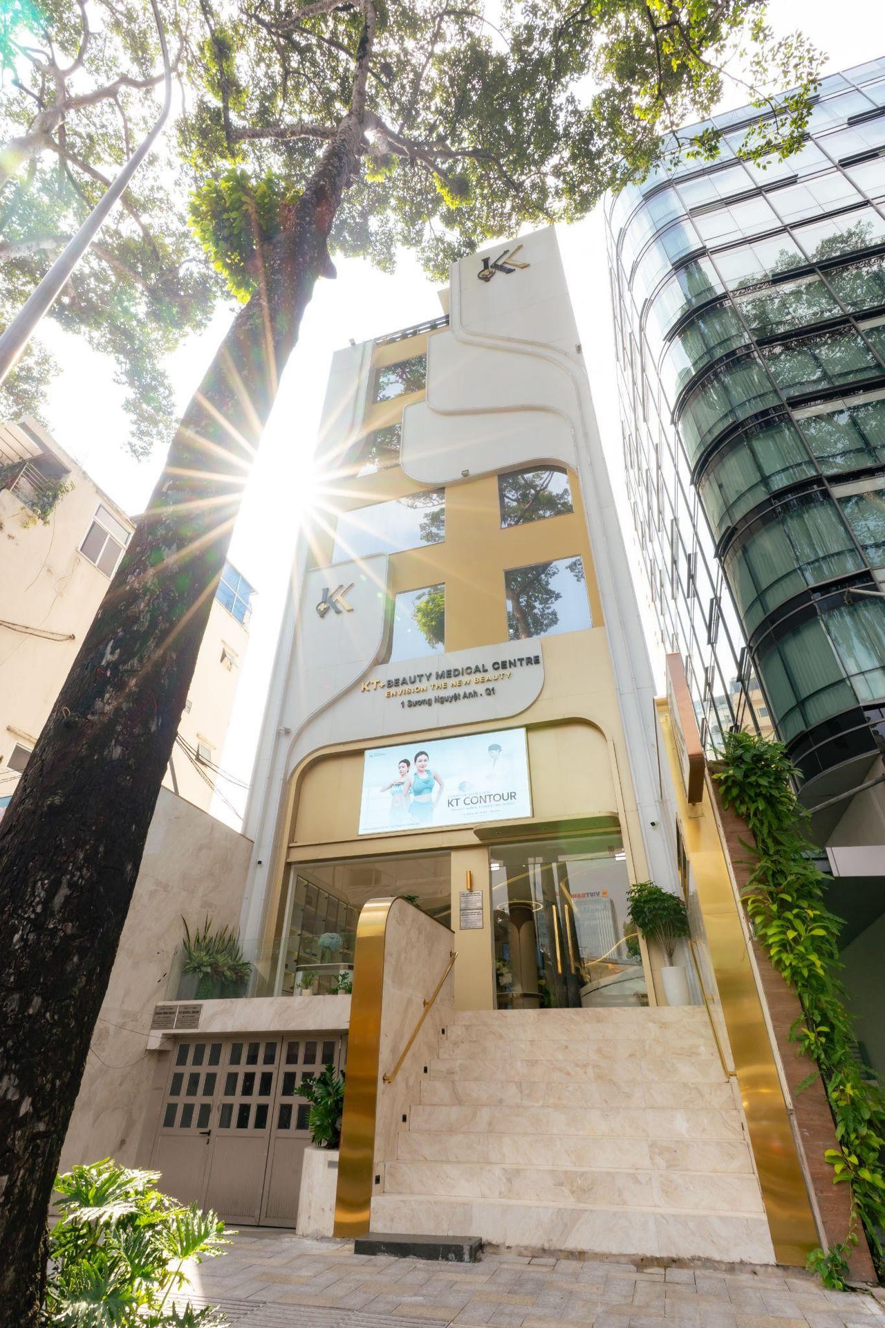 KT Dental vận hành theo mô hình nha khoa hiện đại, chú trọng phục hồi chức năng và thẩm mỹ toàn diện. Ảnh DN