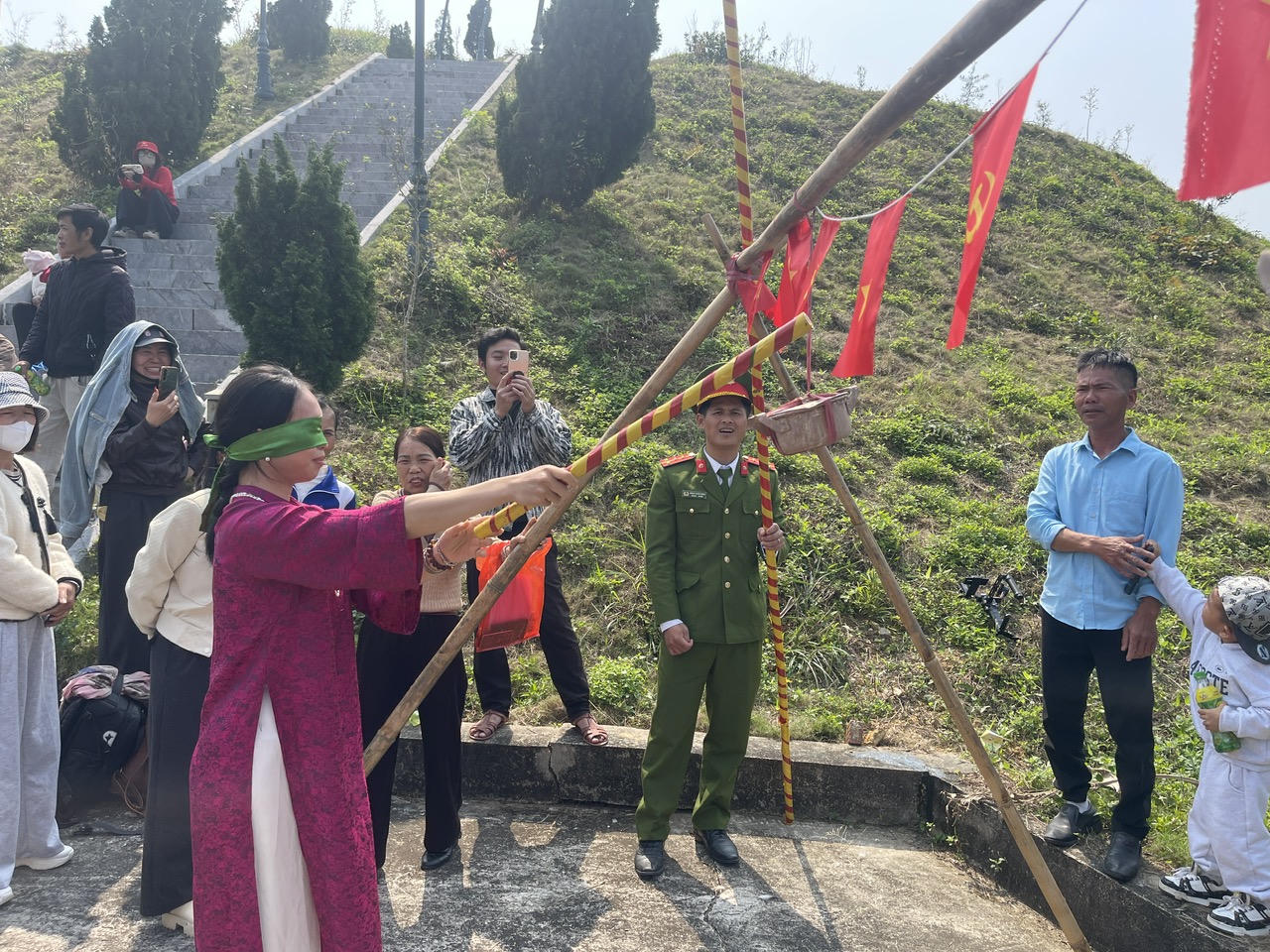 Quảng Ninh: Khai hội đình – miếu Cái Chiên sau 77 năm 