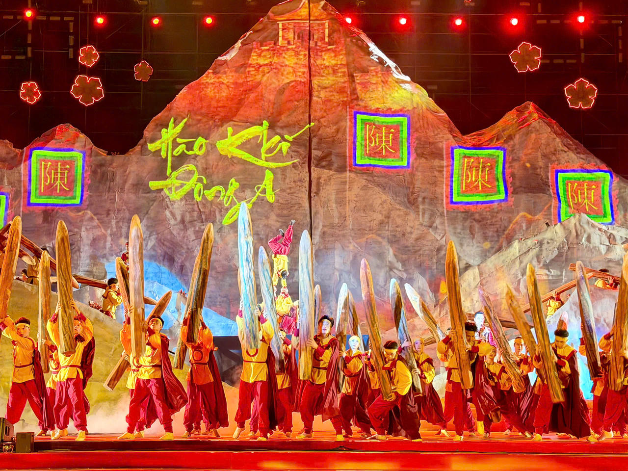 Non thiêng Yên Tử - Khí phách ngàn năm