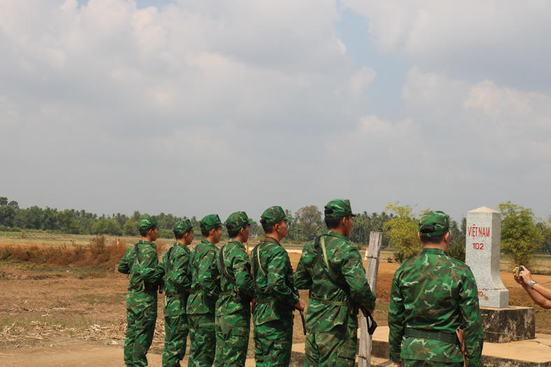 “Sức mạnh mềm” ở biên giới - Kỳ 1: Biên giới bình yên