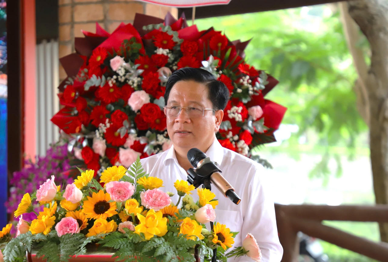 Chủ tịch UBND tỉnh An Giang Hồ Văn Mừng phát biểu kết luận hội nghị.