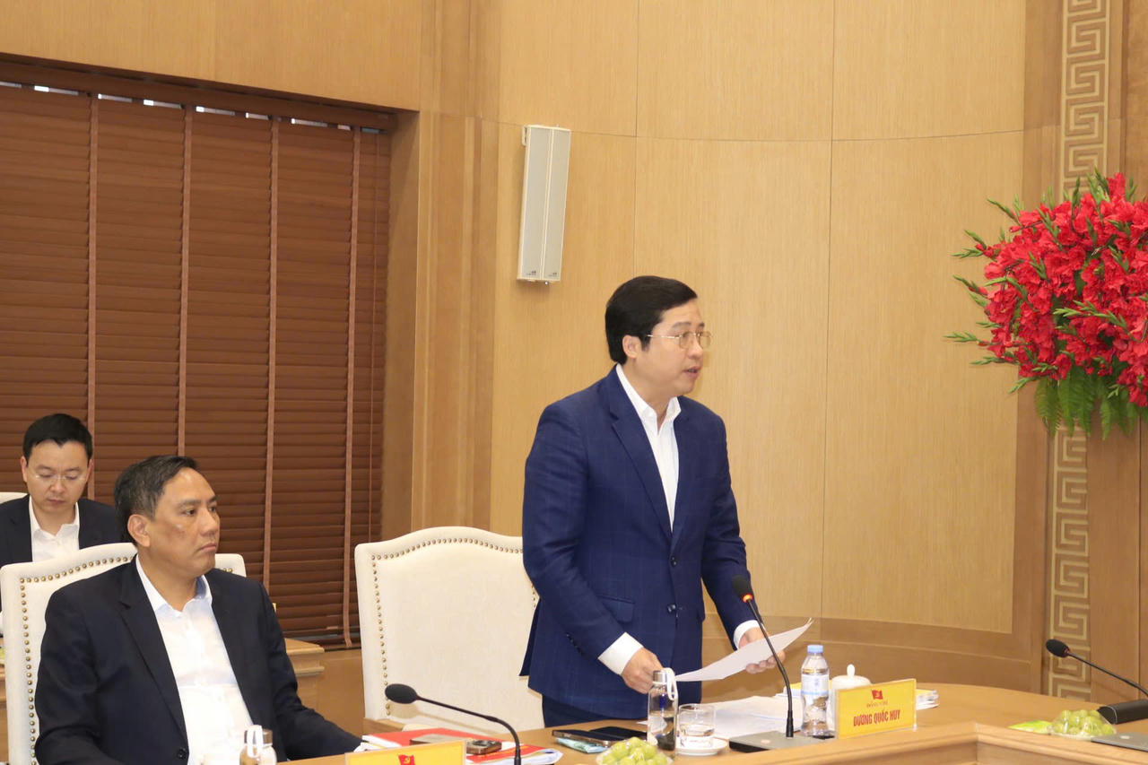 Bí thư Tỉnh ủy Lào Cai Dương Quốc Huy phát biểu&nbsp;tiếp thu các ý kiến chỉ đạo của đoàn kiểm tra, khẳng định tỉnh sẽ nghiêm túc triển khai, phối hợp chặt chẽ để thực hiện tốt các nội dung kiểm tra, giám sát theo kế hoạch.&nbsp;