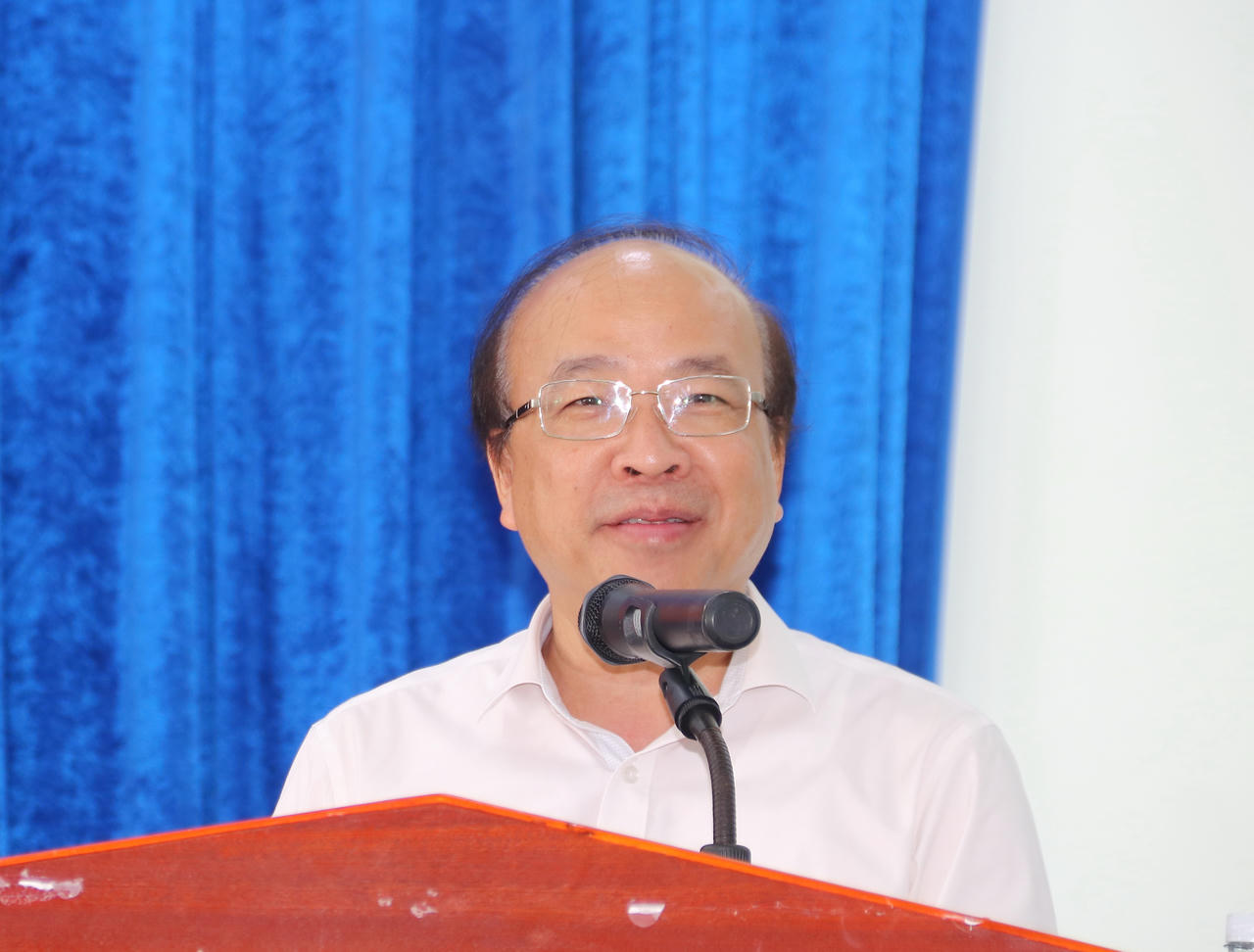 Thứ trưởng Bộ Tư pháp Phan Chí Hiếu, phát biểu chương trình hành động.