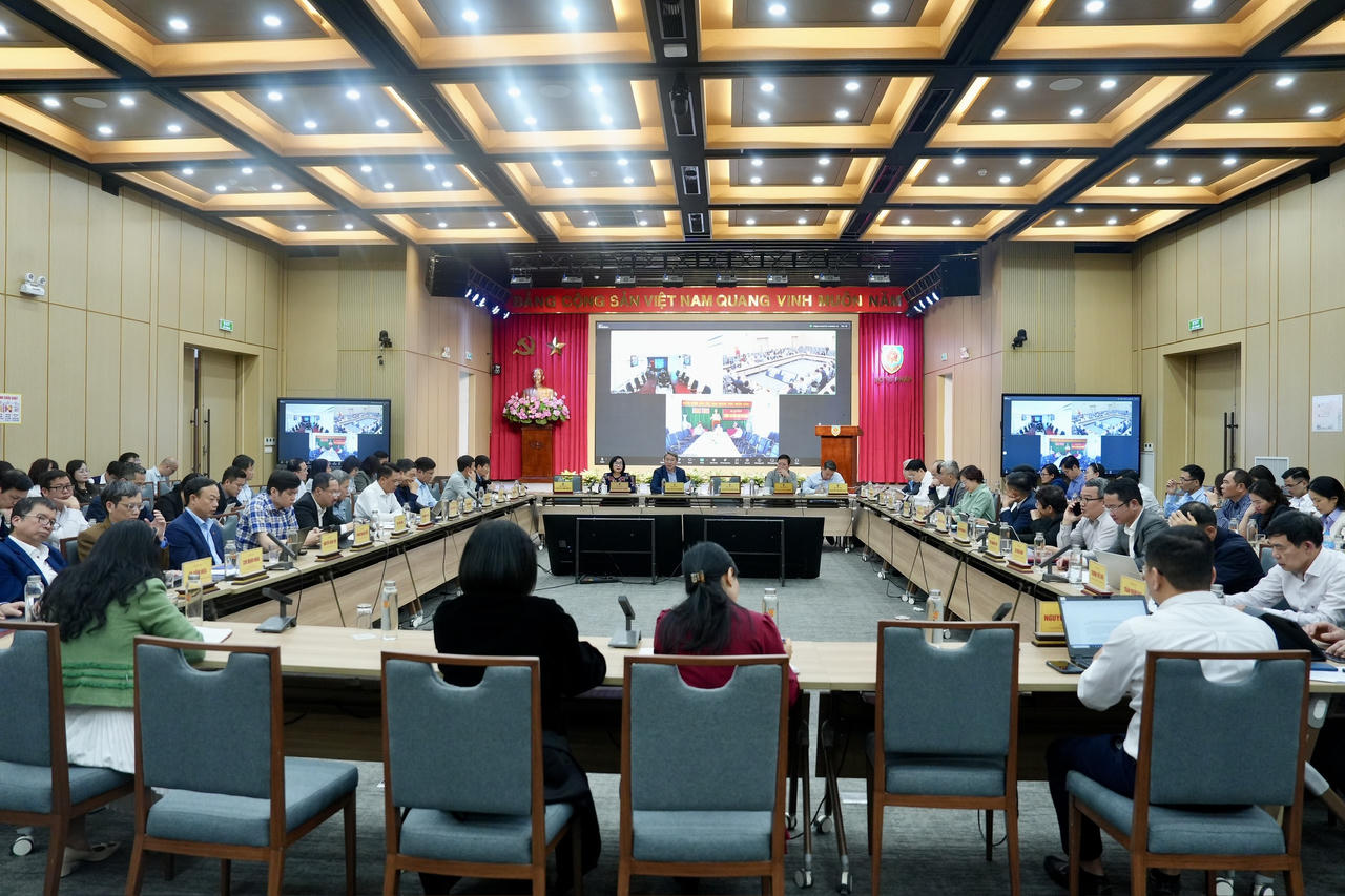 Tiếp tục ưu tiên nguồn lực trong tham mưu xây dựng, hoàn thiện các văn bản, đề án năm 2026