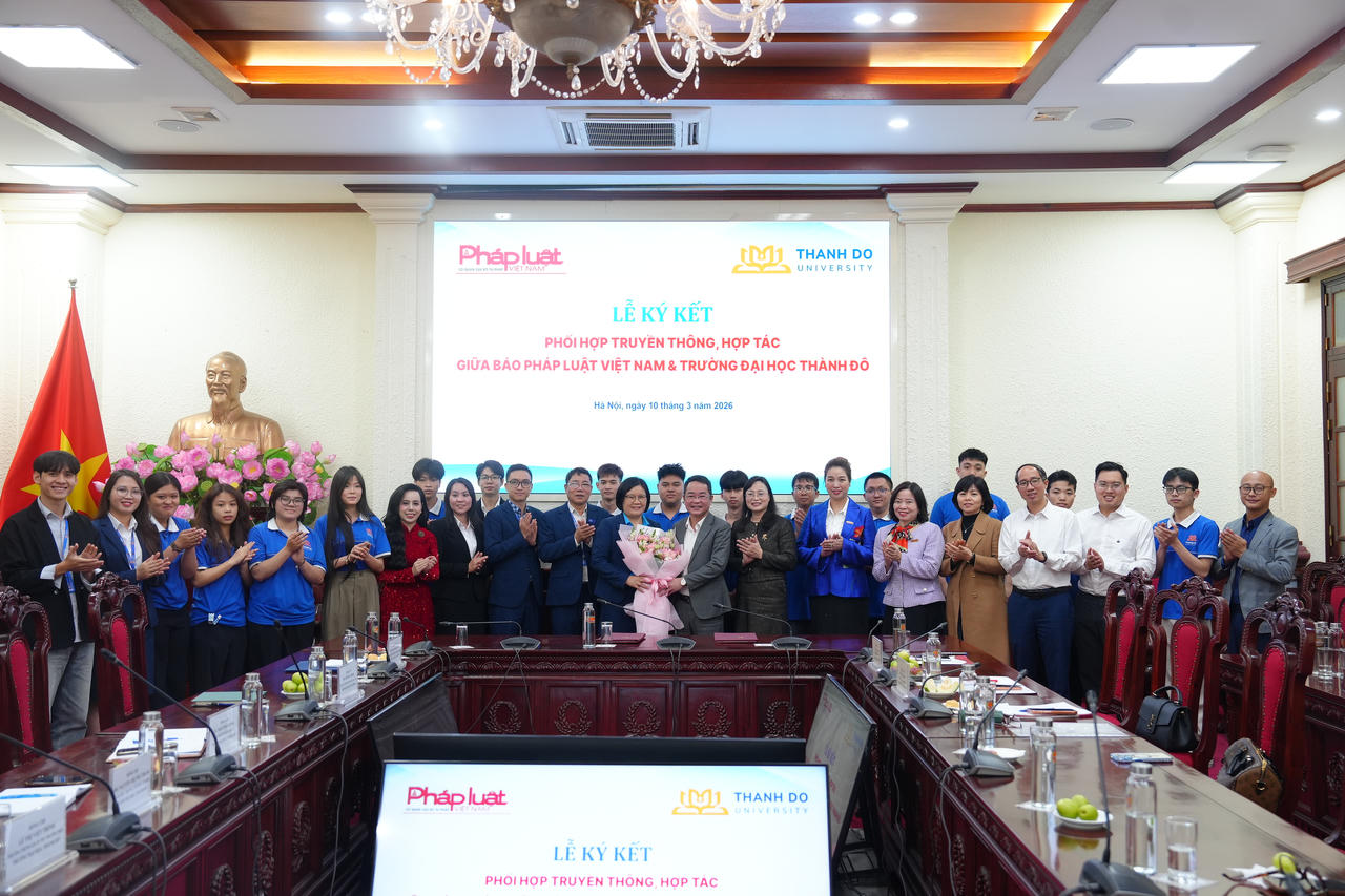 Lễ ký kết không chỉ là dấu mốc quan trọng trong mối quan hệ hợp tác giữa hai đơn vị, mà còn thể hiện tinh thần gắn kết giữa đào tạo, thực tiễn nghề nghiệp và truyền thông pháp luật 