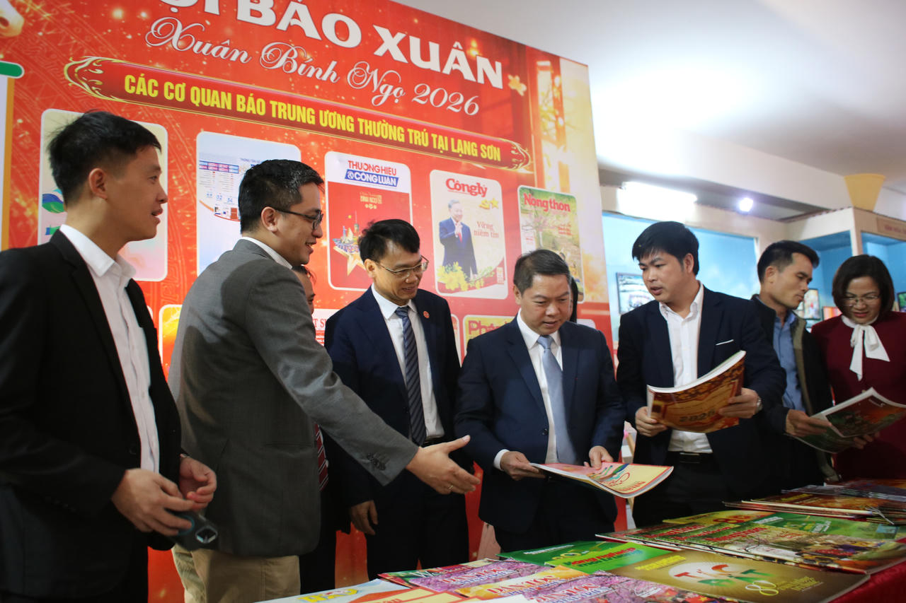 Báo Pháp luật Việt Nam tham gia Hội Báo Xuân xứ Lạng năm 2026