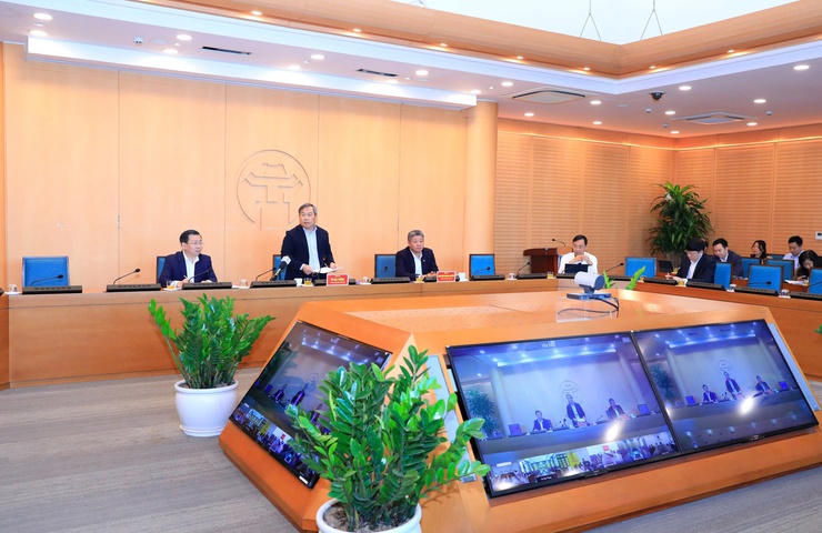 Quang cảnh cuộc họp.