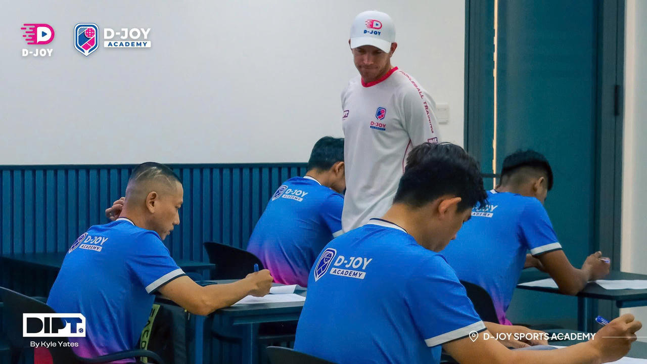 Chuỗi đào tạo Pickleball đỉnh cao, chương trình được chuẩn hóa theo tiêu chuẩn quốc tế.