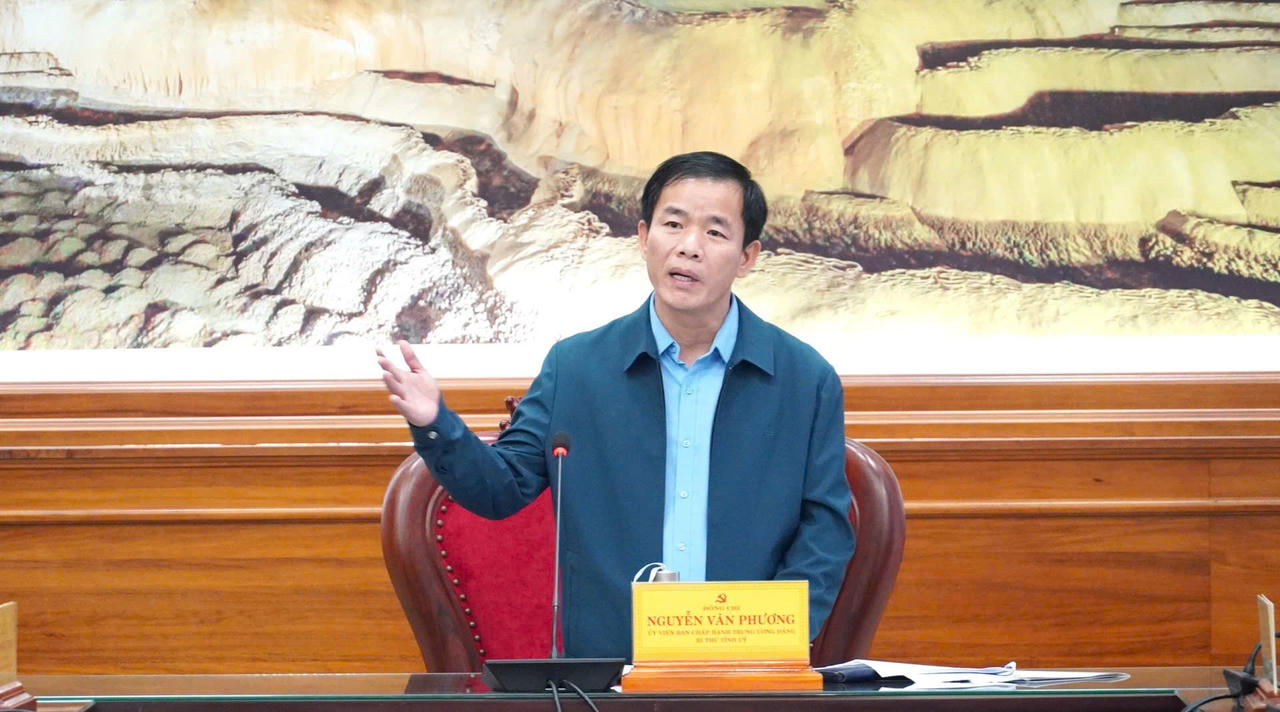 Bí thư Tỉnh ủy Nguyễn Văn Phương yêu cầu thu hút mạnh mẽ các nguồn lực đầu tư, cải thiện môi trường đầu tư kinh doanh trên địa bàn tỉnh.