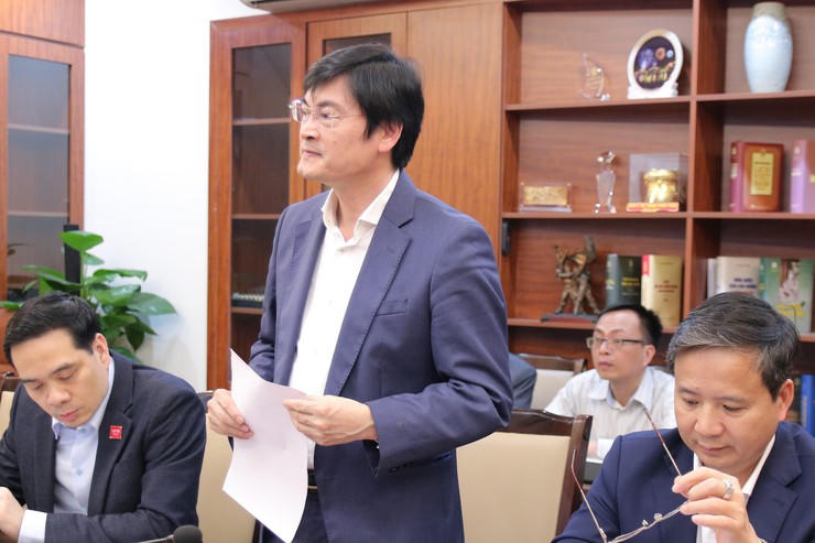 TS.BS Nguyễn Trọng Diện, Giám đốc Sở Y tế Hà Nội phát biểu tại buổi làm việc.