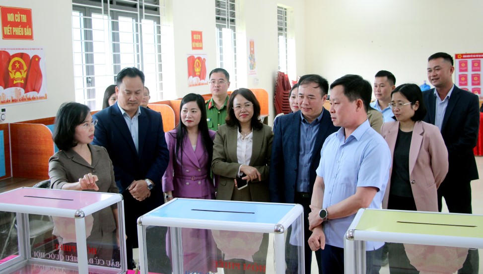 Quảng Ninh: Tạo điều kiện thuận lợi nhất để cử tri thực hiện quyền và nghĩa vụ công dân