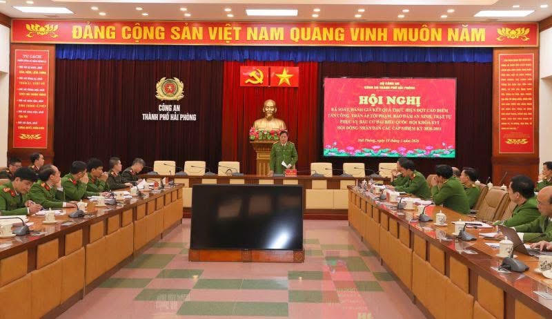 Công an TP triển khai các phương án, bảo đảm tuyệt đối an ninh, an toàn cho ngày hội bầu cử toàn dân.