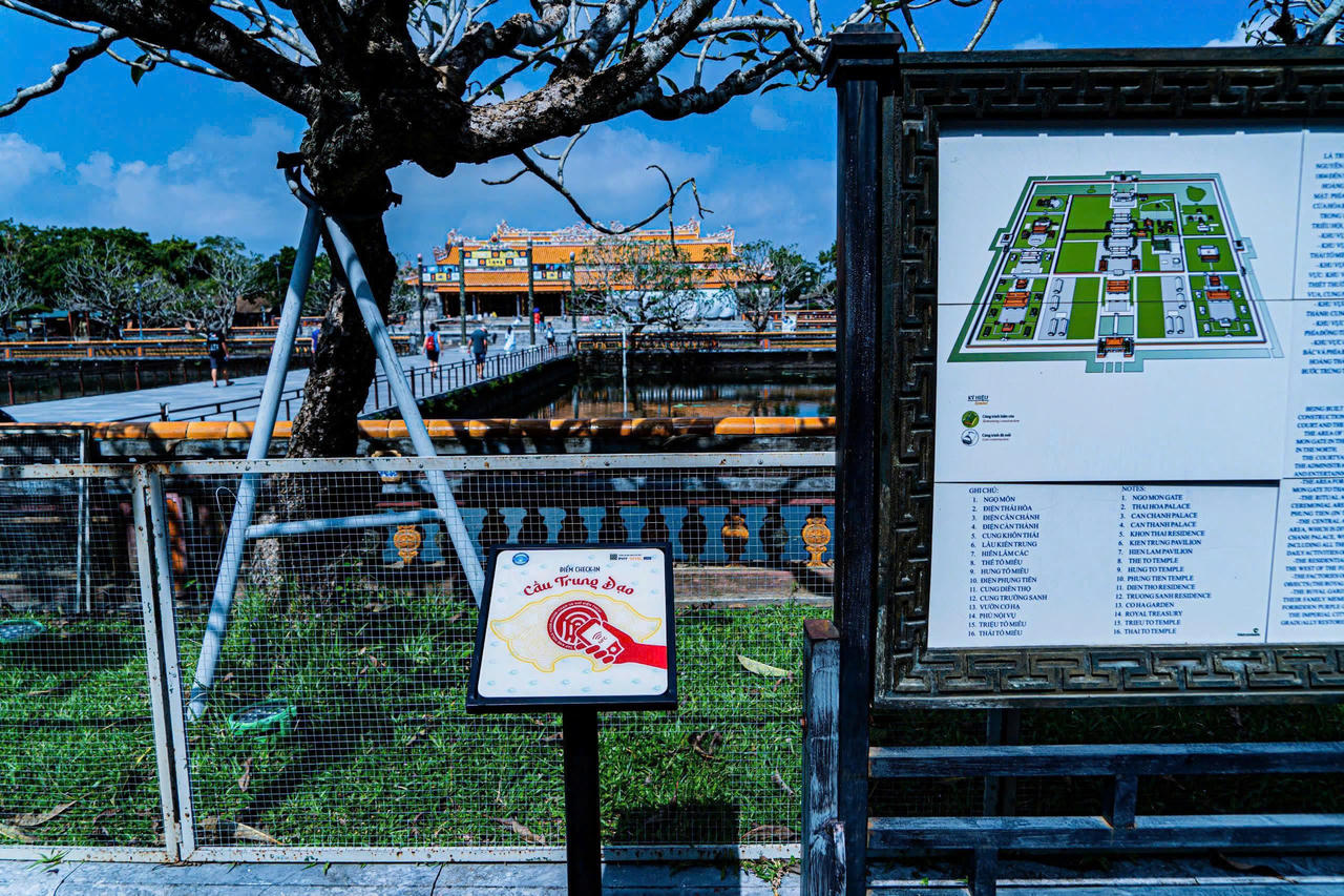 Các nền tảng số, ứng dụng du lịch, hệ thống thông tin điểm đến... được triển khai đồng bộ, góp phần nâng cao chất lượng dịch vụ, tạo thuận lợi cho du khách.