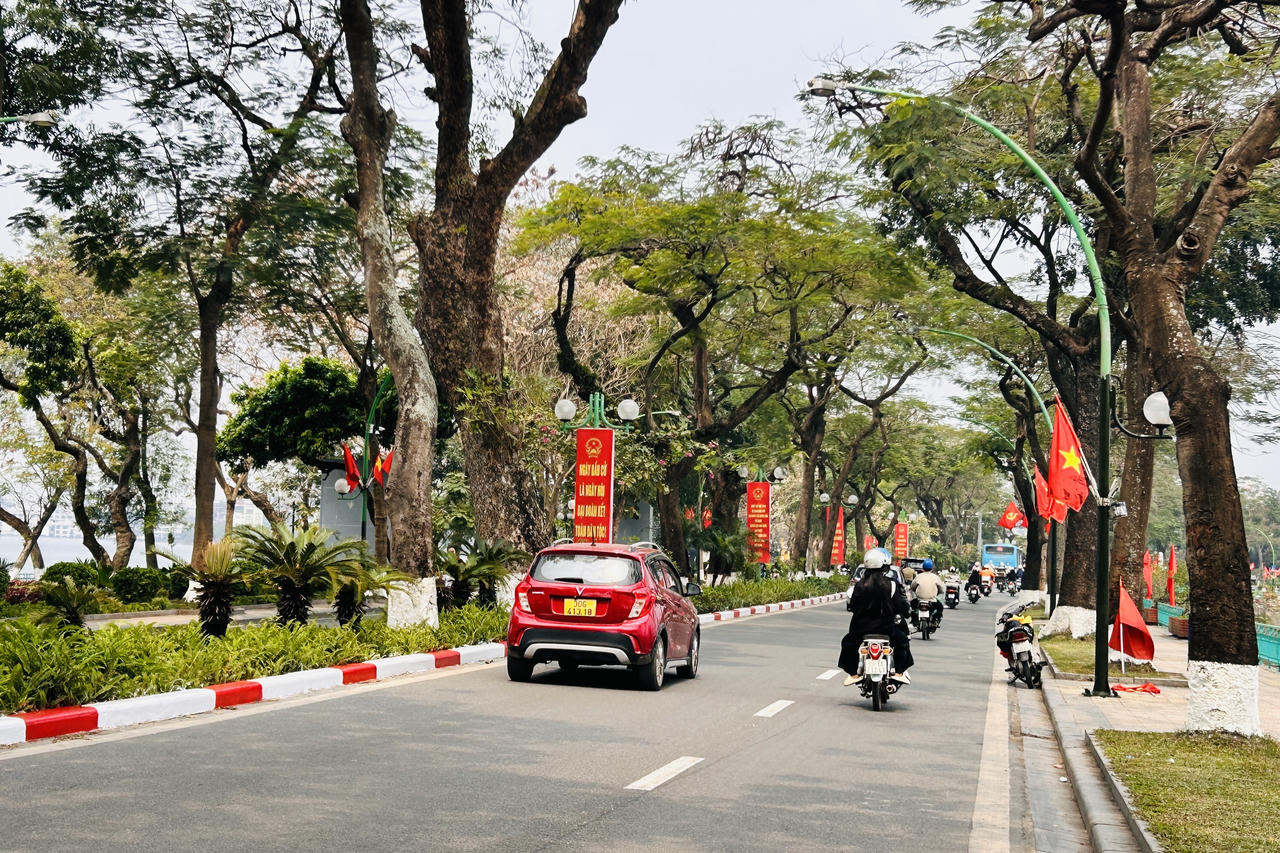 Thời tiết ngày 13/3: Bắc Bộ ngày nắng, đêm có mưa vài nơi