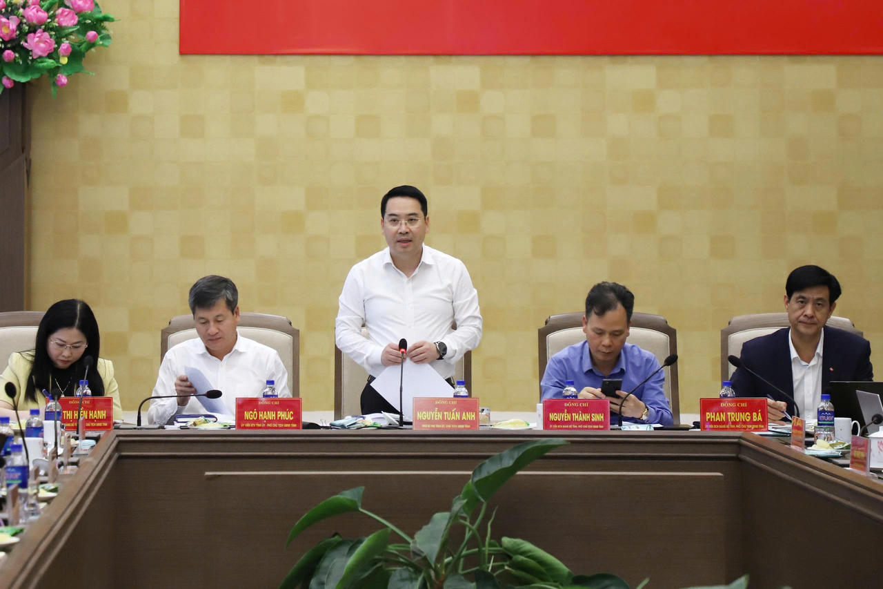 Lãnh đạo tỉnh Lào Cai chủ trì cuộc họp