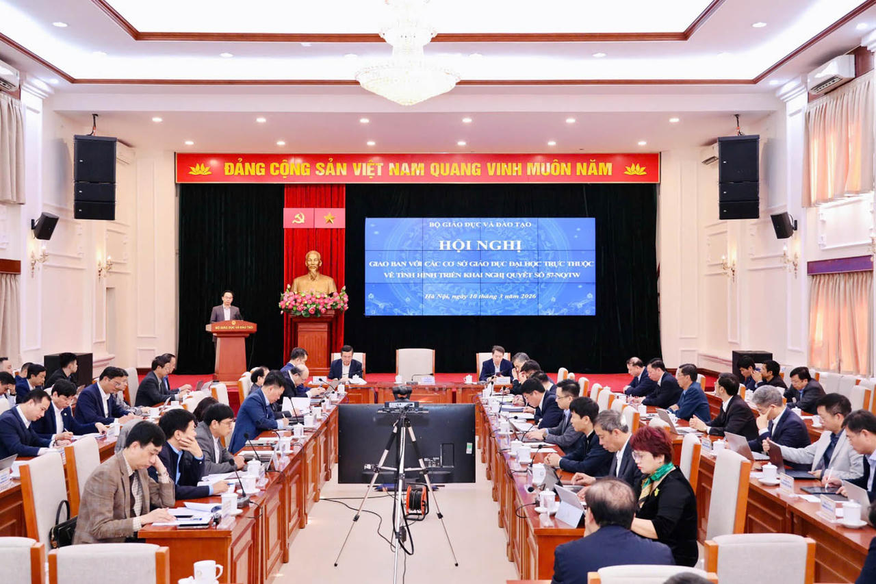 Quyền Bộ trưởng Bộ GD&ĐT Hoàng Minh Sơn: Đại học phải dẫn dắt nhân lực khoa học công nghệ