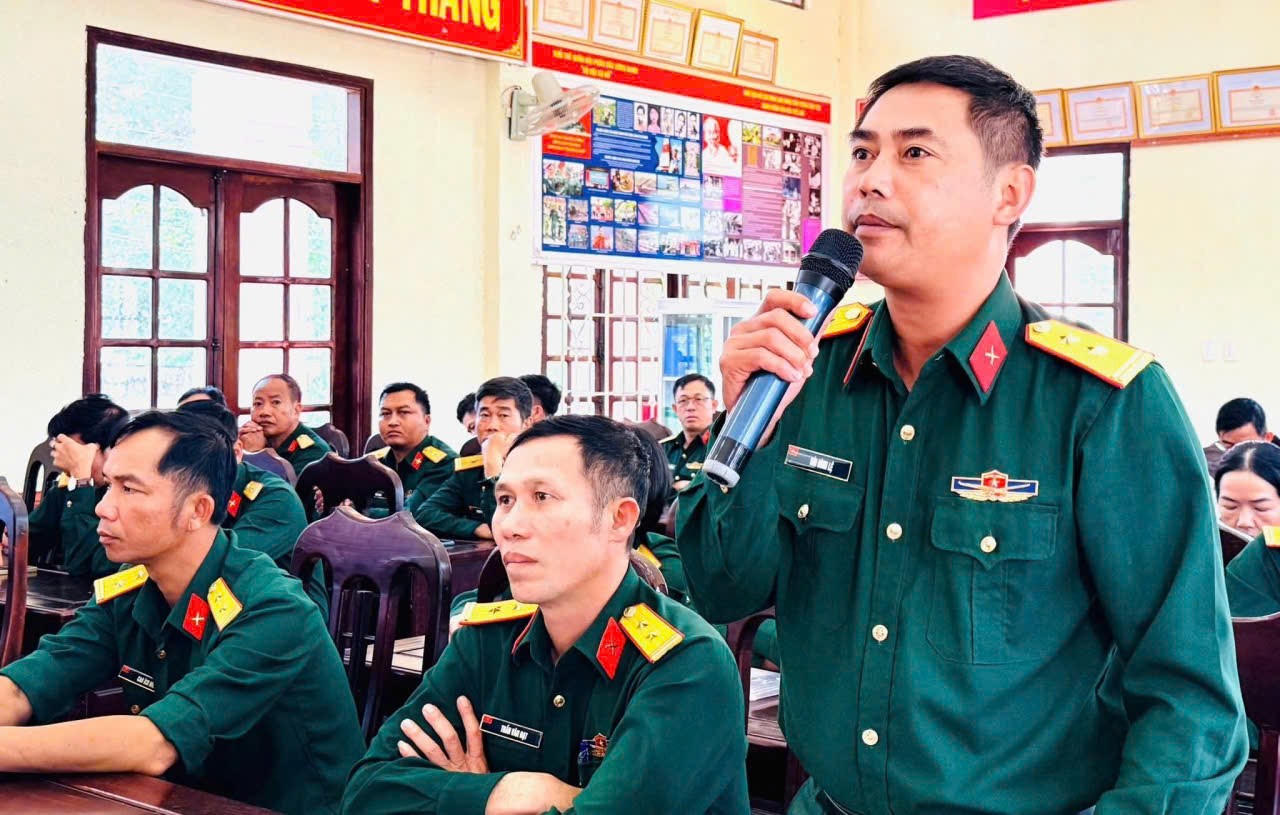 Rộn ràng không khí ngày hội bầu cử ở xã vùng biên tỉnh Lâm Đồng