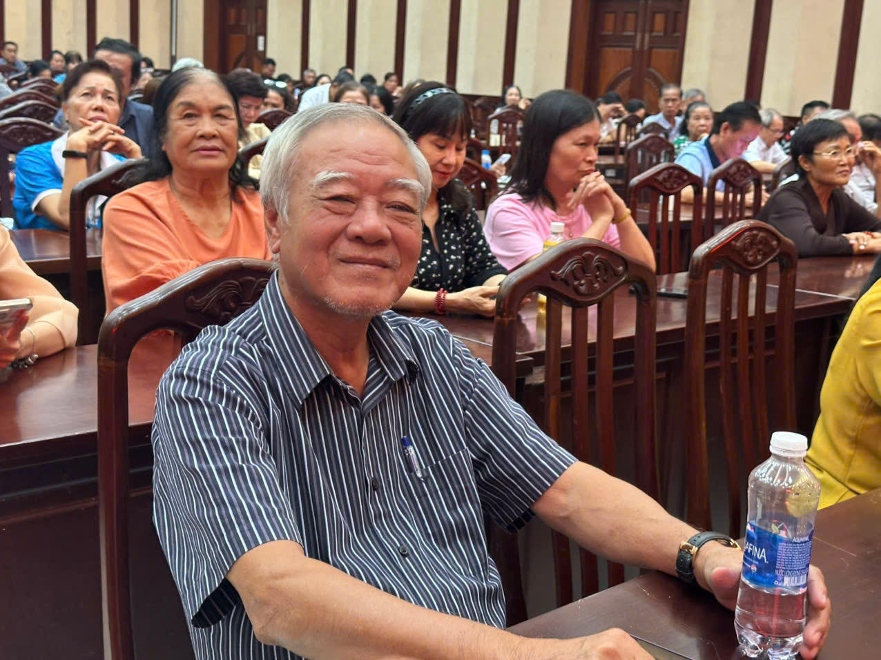 Cử tri Nguyễn Xuân Mừng nêu kiến nghị về công tác xây dựng pháp luật.