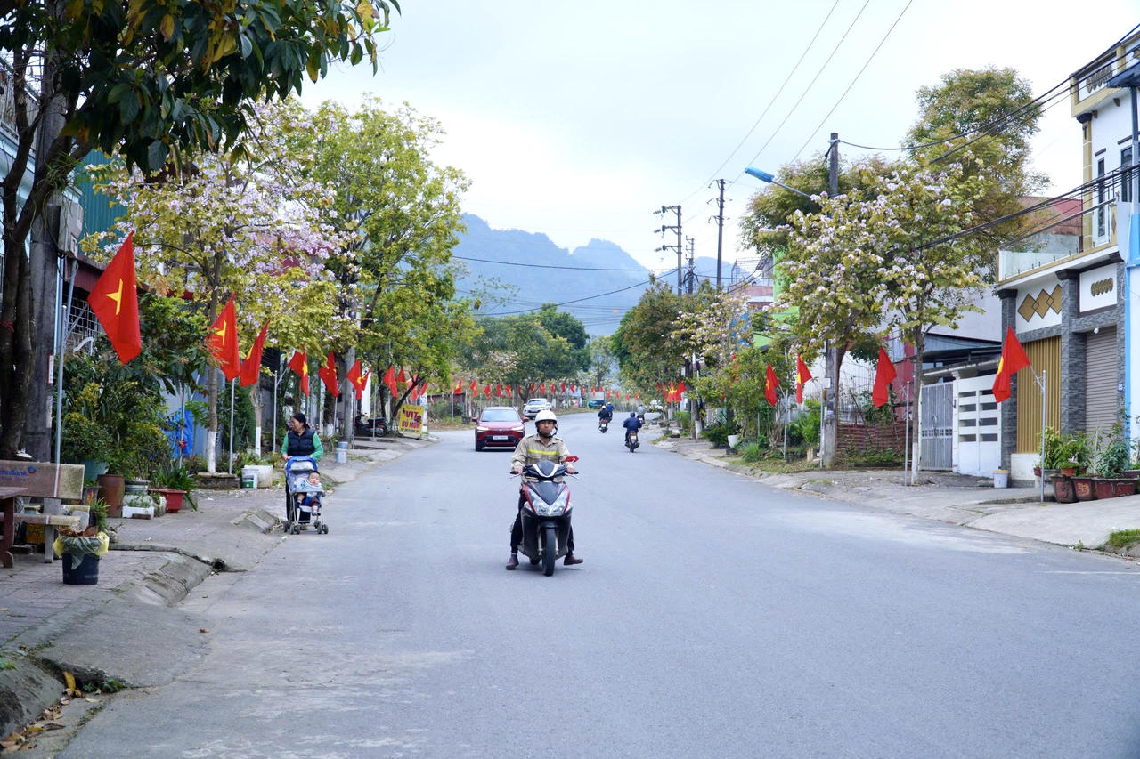 Những ngày này, tại tỉnh Lai Châu, không khí chuẩn bị cho ngày hội lớn của toàn dân đang lan tỏa từ các khu trung du đến những bản làng vùng cao.
