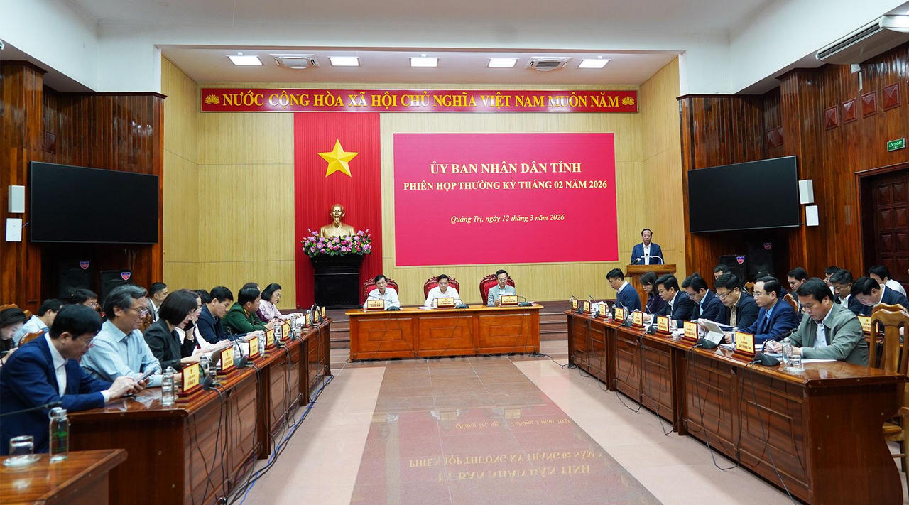 Toàn cảnh phiên họp.