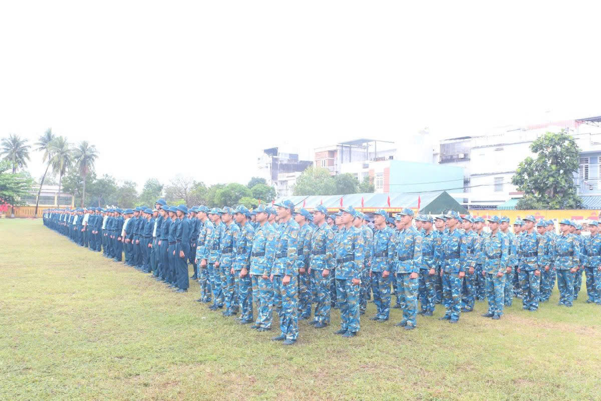 Sư đoàn 372 khai mạc huấn luyện chiến sĩ mới năm 2026