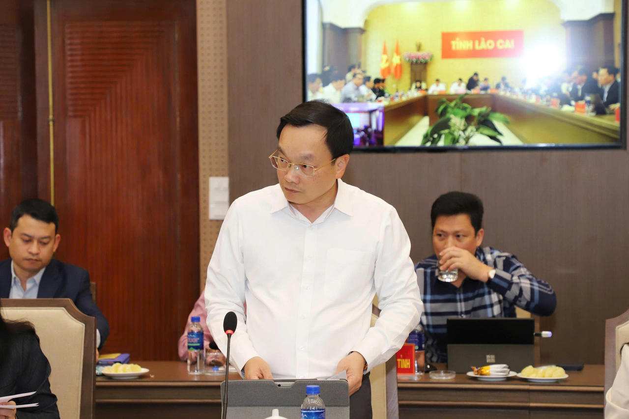 Lãnh đạo Sở Tài chính báo cáo thu ngân sách nhà nước trên địa bàn tỉnh