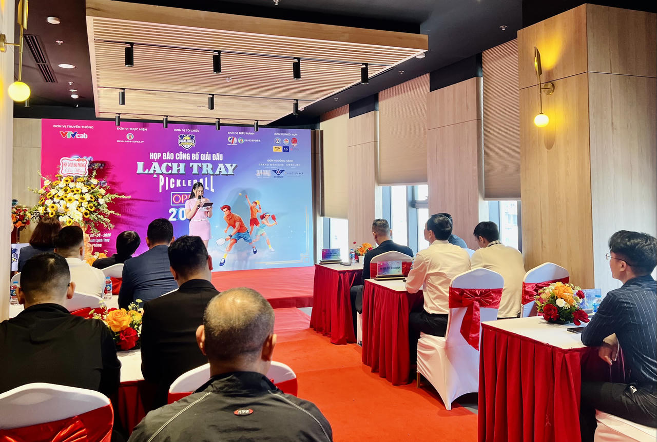 Quang cảnh họp báo công bố Giải Lạch Tray Pickleball Open 2026 tại Hải Phòng.