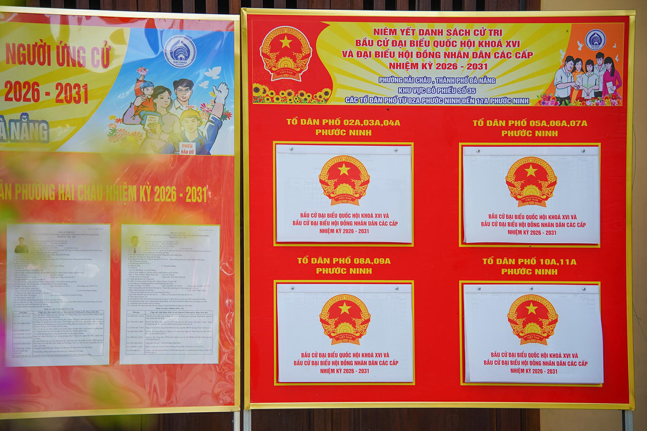 Rực rỡ cờ hoa tại nhiều tỉnh miền Trung hướng tới ngày bầu cử