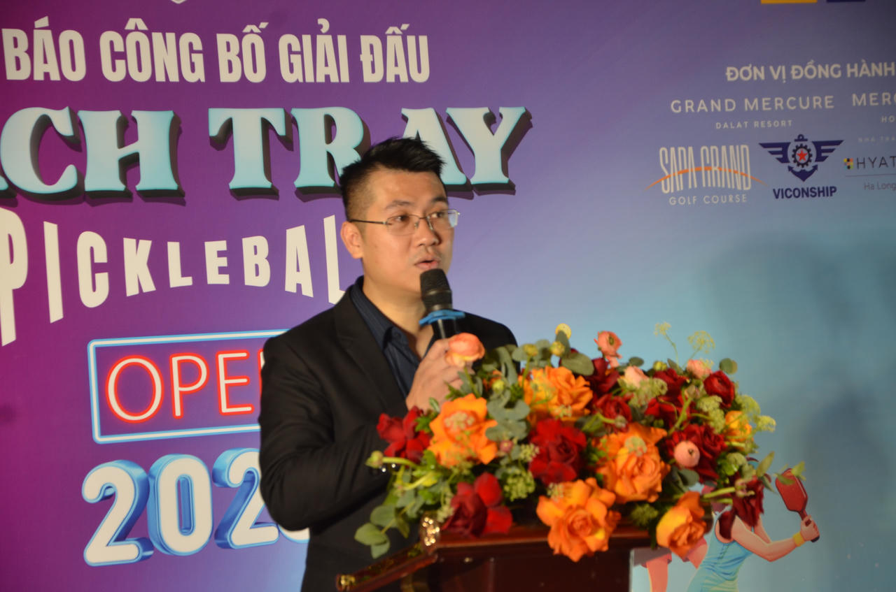 Ông Hoàng Ngọc Cường, Tổng Thư ký giải đấu phát biểu tại họp báo.