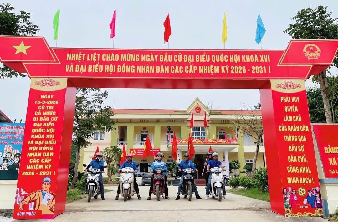 Tuyên Quang rực rỡ cờ hoa, không khí ngày hội bầu cử lan toả rộng khắp 
