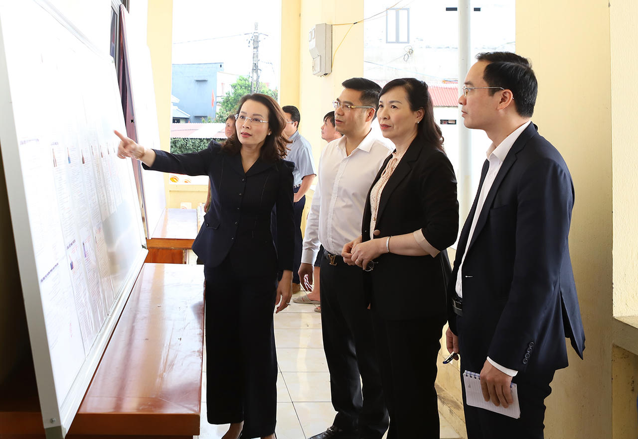Lãnh đạo tỉnh Bắc Ninh kiểm tra công tác chuẩn bị bầu cử tại nhiều địa phương