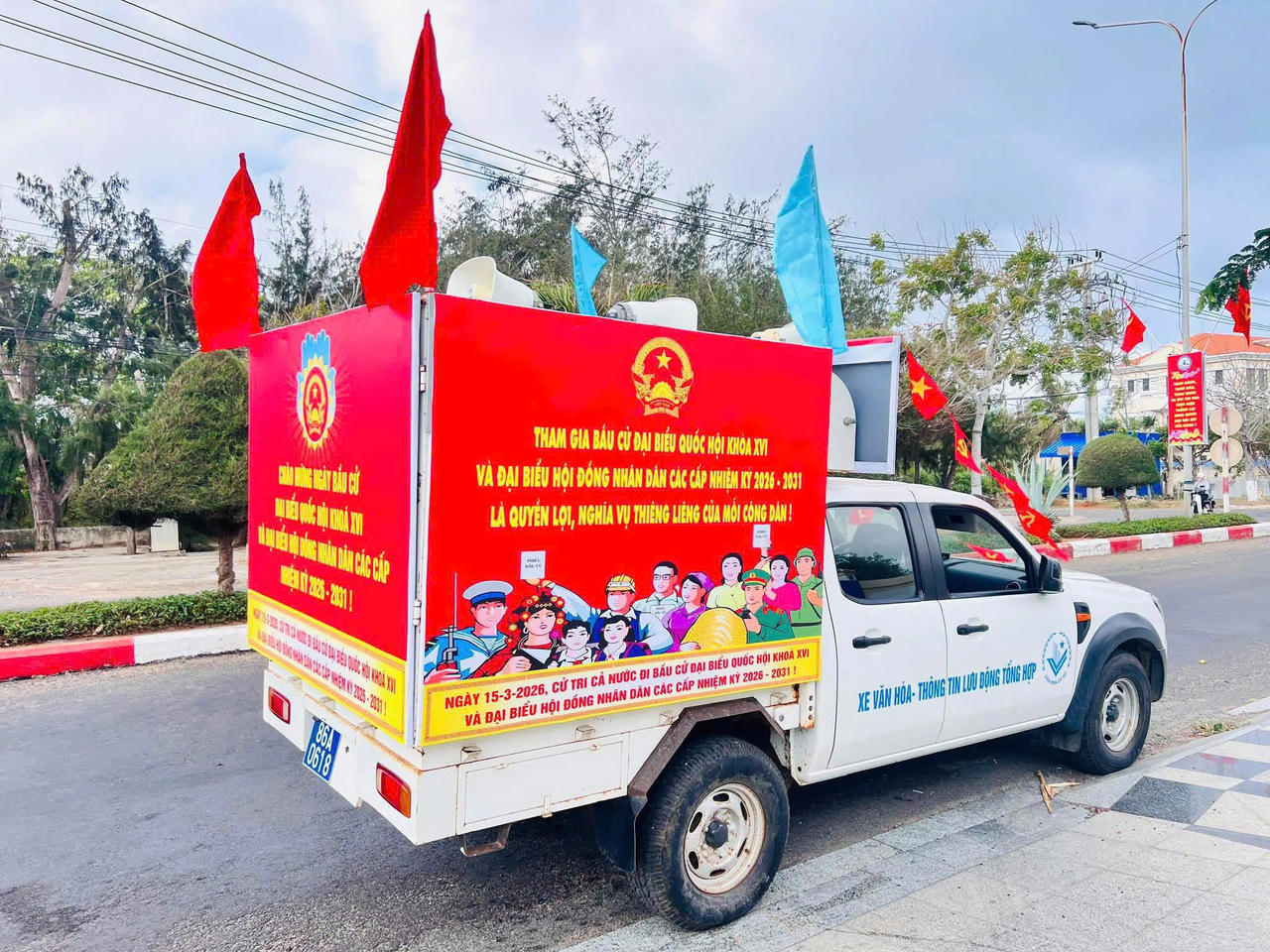 Nhiều hình thức tuyên truyền được đặc khu Phú Quý triển khai.