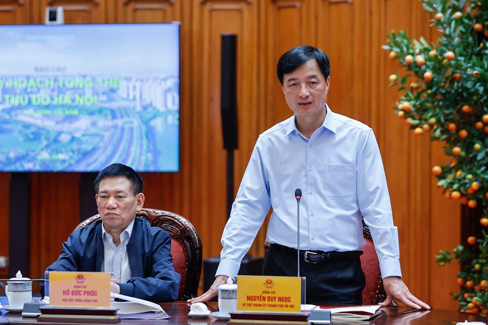 Bí thư Thành uỷ Hà Nội Nguyễn Duy Ngọc phát biểu tại cuộc làm việc.