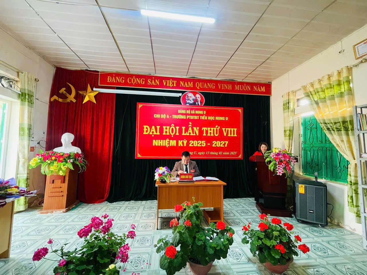 Nhà trường tổ chức Đại hội Chi bộ lần thứ VIII, nhiệm kỳ 2025 - 2027.