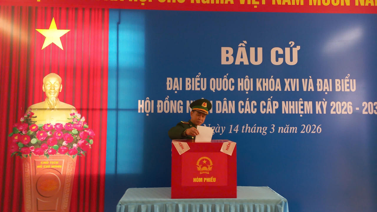 Nô nức không khí bầu cử sớm trên đảo tiền tiêu Bạch Long Vĩ