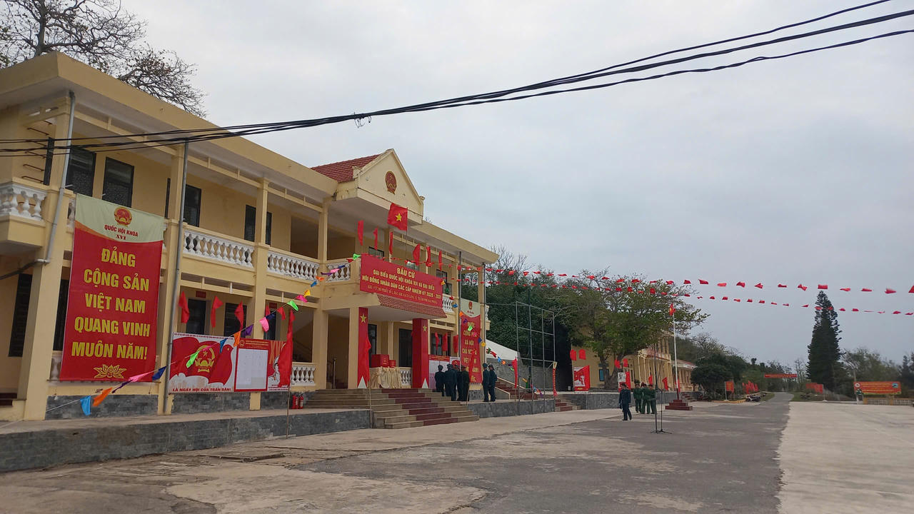 Quang cảnh khu vực bỏ phiếu.