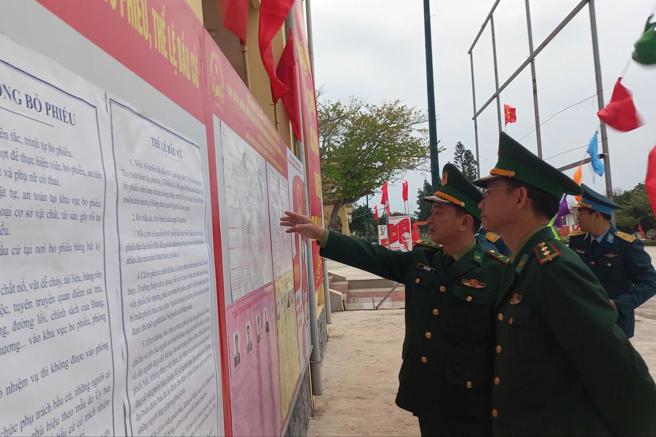 Bầu cử sớm trên đảo tiền tiêu Bạch Long Vĩ: Trang nghiêm, dân chủ, cử tri tham gia tích cực