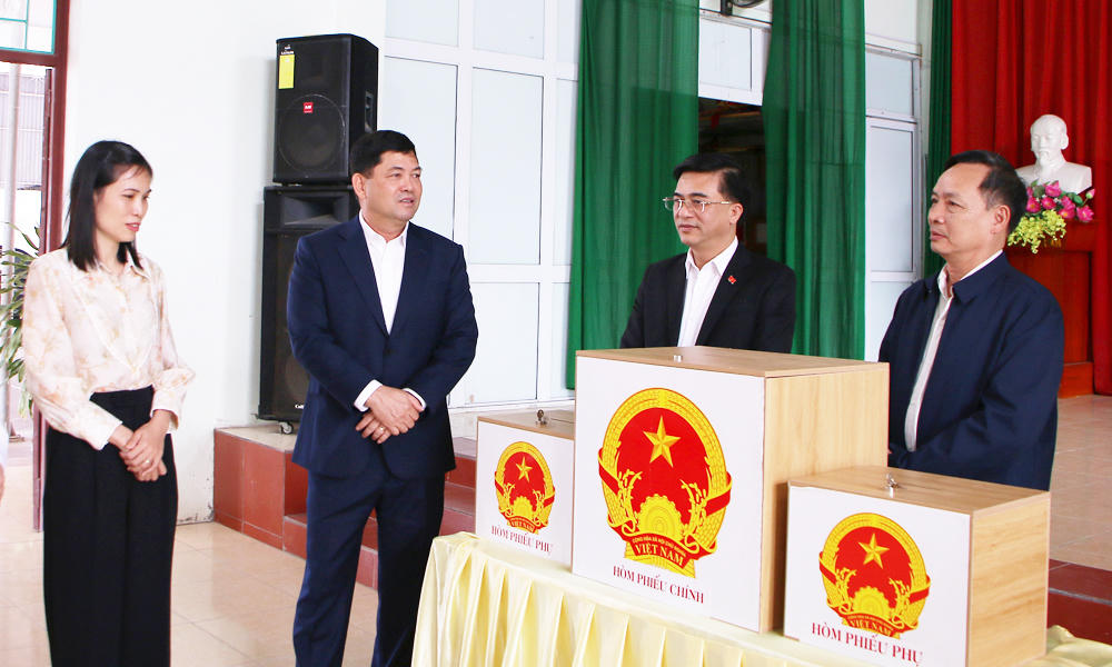 Bí thư Tỉnh ủy Bắc Ninh kiểm tra công tác chuẩn bị bầu cử 