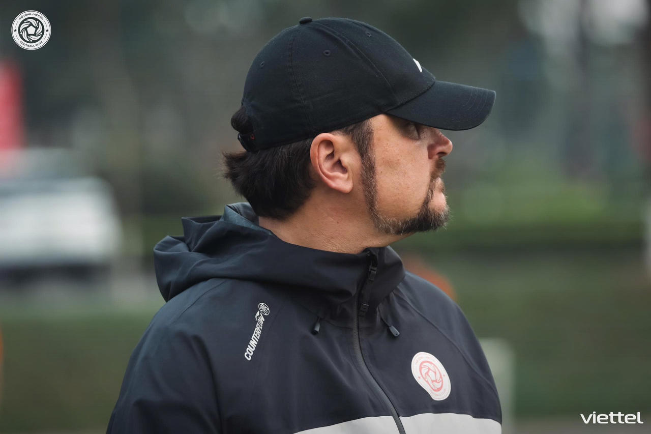 HLV Popov đang mang đến cho Thể Công những dấu hiệu tích cực trong cuộc đua vô địch V.League