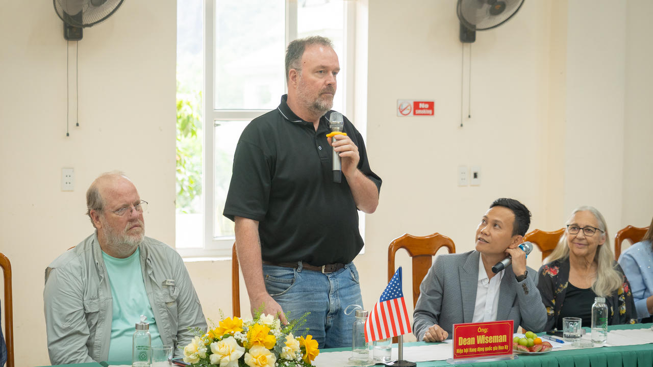 ông Dean Allen Wiseman - Trưởng đoàn công tác của NSS cho biết, họ thực sự ấn tượng sâu sắc trước vẻ đẹp thiên nhiên hùng vĩ cùng hệ thống hang động phong phú, độc đáo của VQG Phong Nha - Kẻ Bàng.