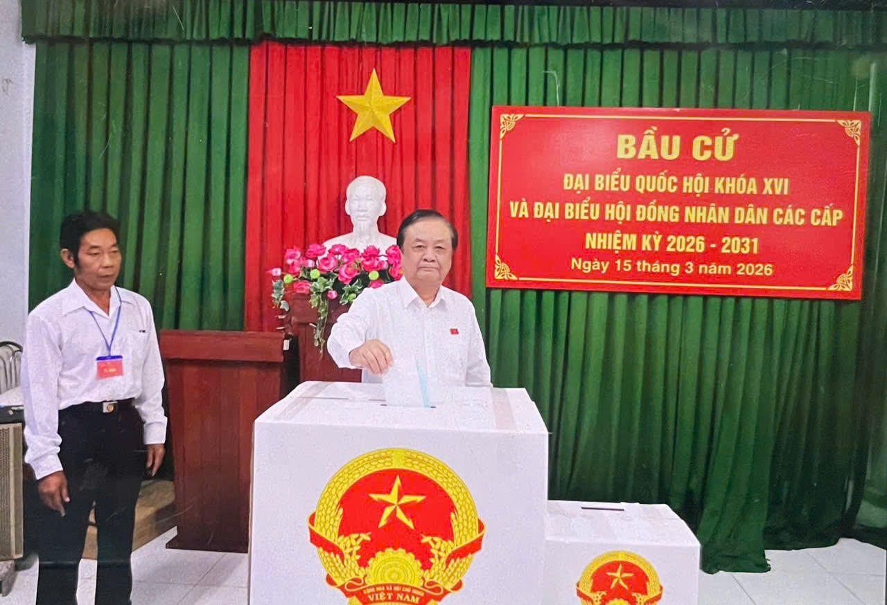 Phó Chủ tịch Quốc hội Lê Minh Hoan nhận thấy các ứng viên doanh nghiệp tăng lên, theo Nghị quyết 68 phát triển kinh tế tư nhân.