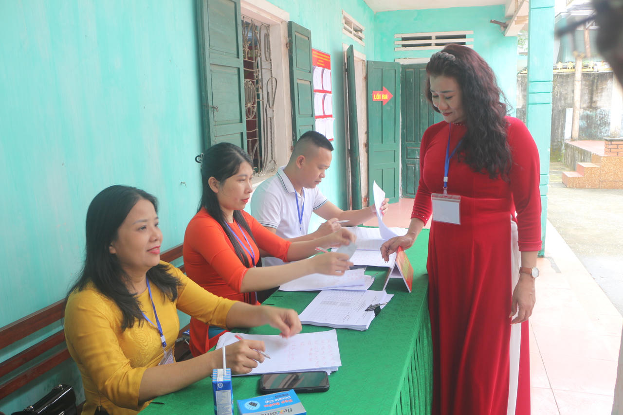 Gần 1,2 triệu cử tri Quảng Trị nô nức đi bầu cử đại biểu Quốc hội và HĐND các cấp